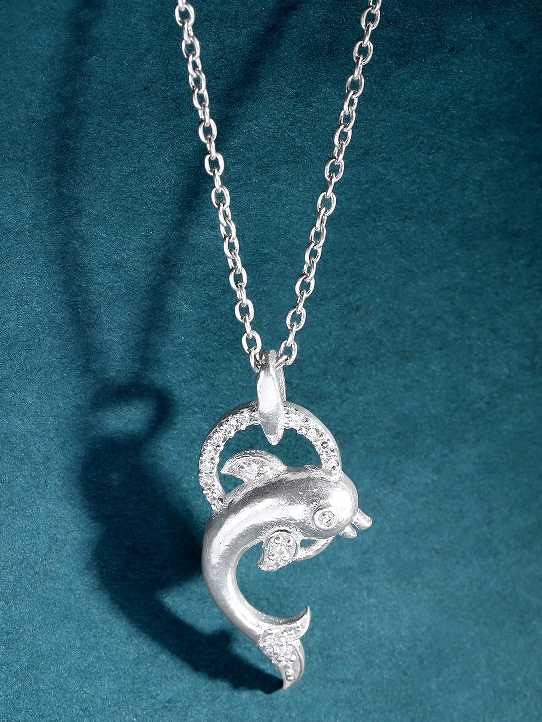 

Unniyarcha Silver Stones-Studded Necklace