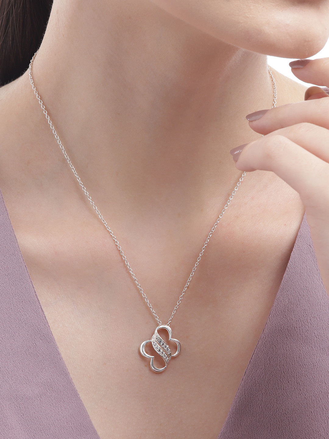 

Unniyarcha 92.5 Silver Stones-Studded Necklace