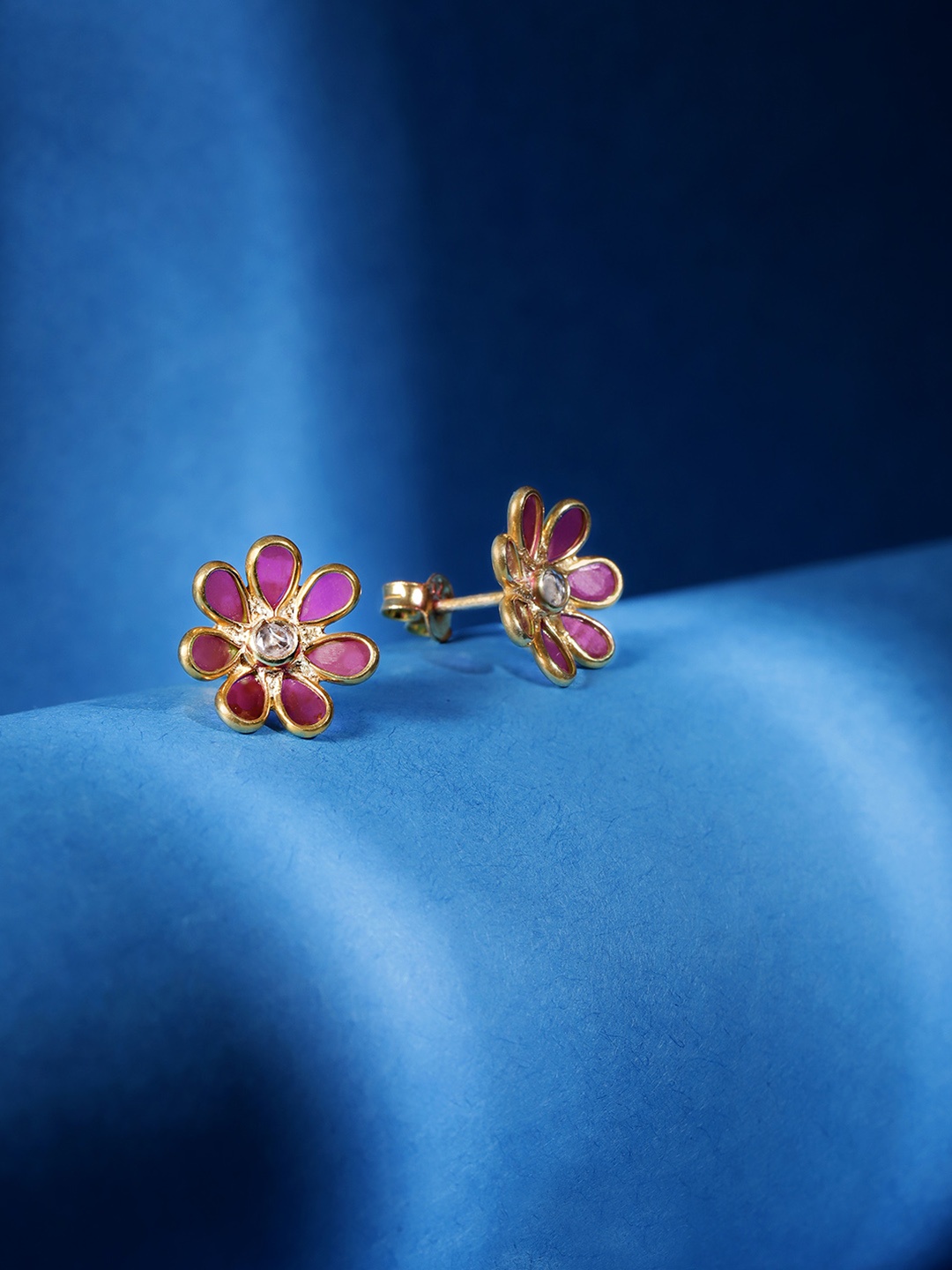 

Unniyarcha 92.5 Silver Stones-Studded Floral Studs Earrings