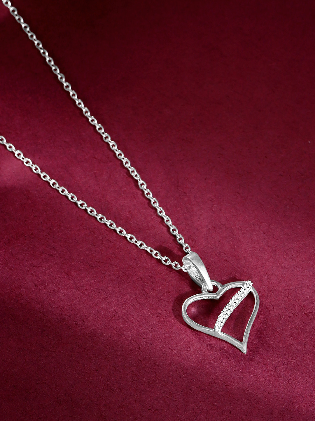 

Unniyarcha 92.5 Silver Stones-Studded Necklace