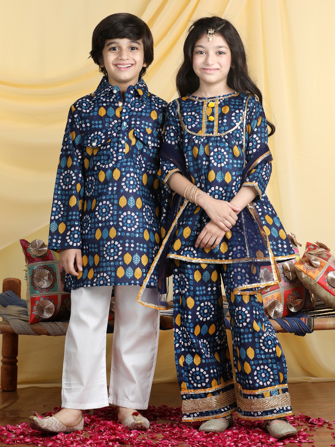 

Cutiekins Boys Ethnic Motifs Printed Shirt Collar Pathani Kurta With Pyjama, Navy blue