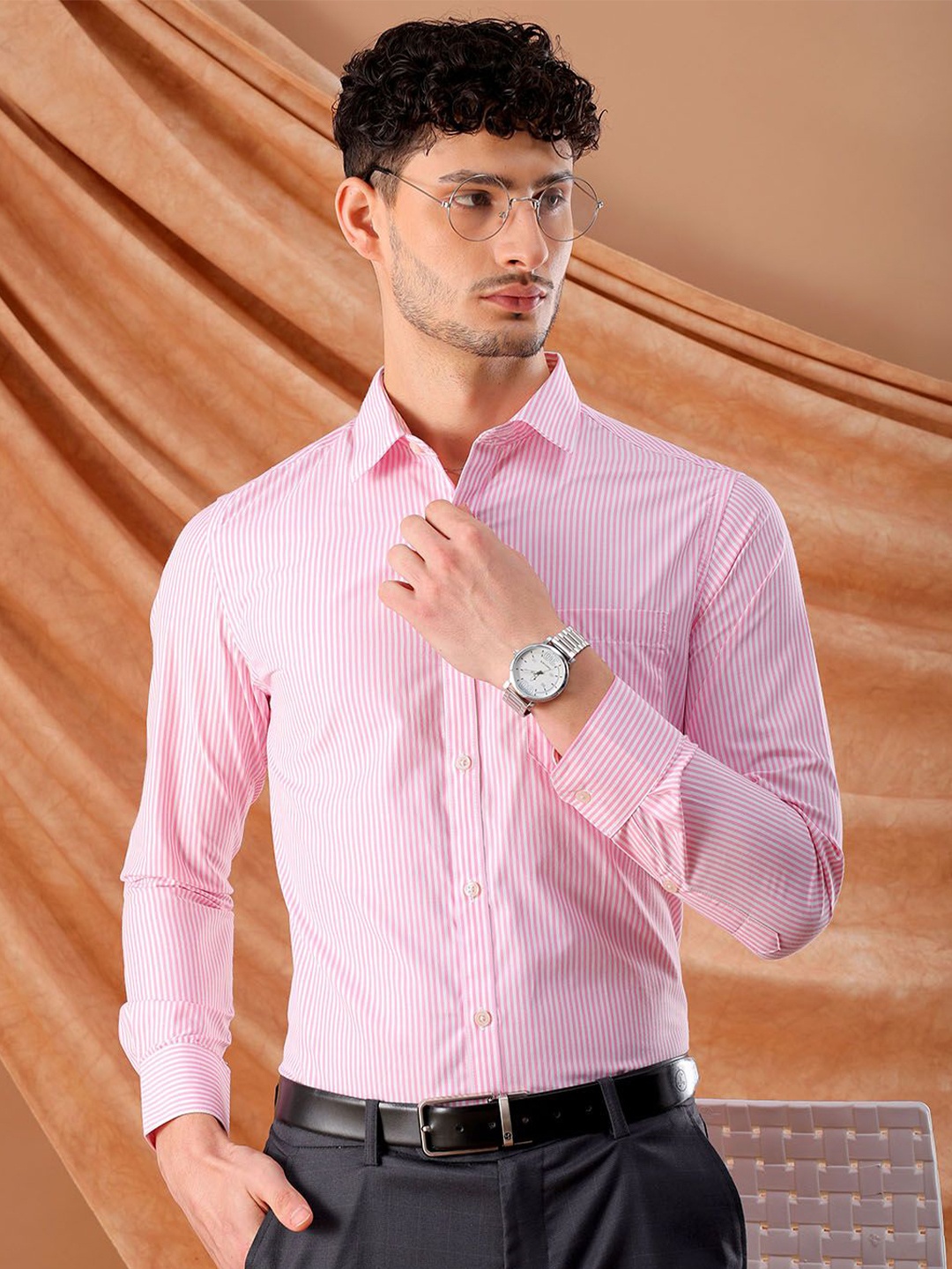 

The Indian Garage Co. X Luxe Slim Fit Pinstripes Spread Collar Formal Shirt, Pink