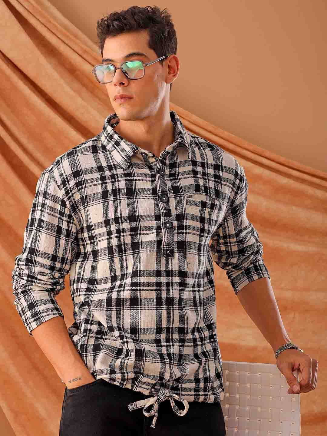 

The Indian Garage Co Men Regular Fit Checked Resortwear Shirt, Black
