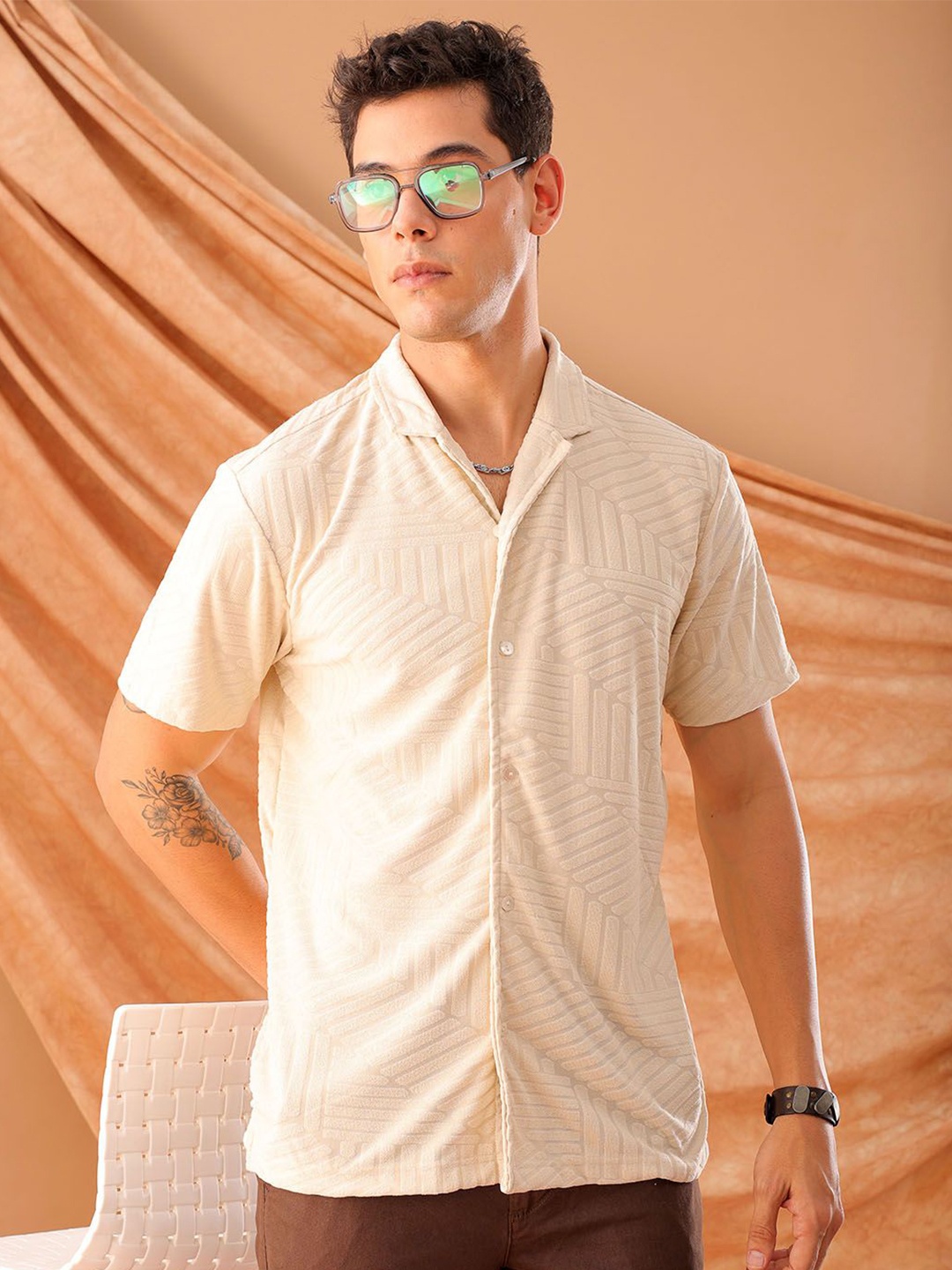 

The Indian Garage Co Men Slim Fit Textured Terry Knit Resortwear Shirt, Cream