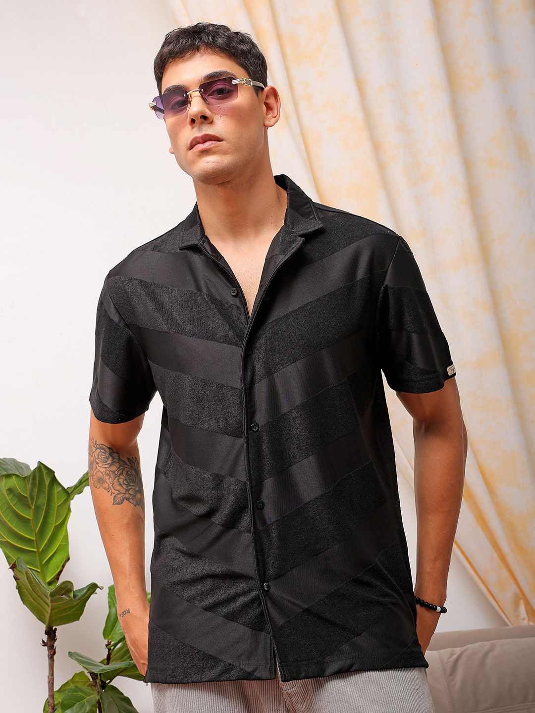 

The Indian Garage Co Men Slim Fit Textured Terry Knit Resortwear Shirt, Black