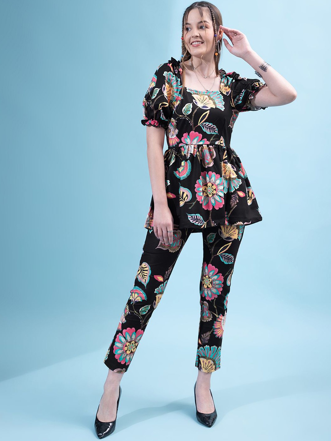 

Selvia Floral Printed Square Neck Top With Trousers, Black