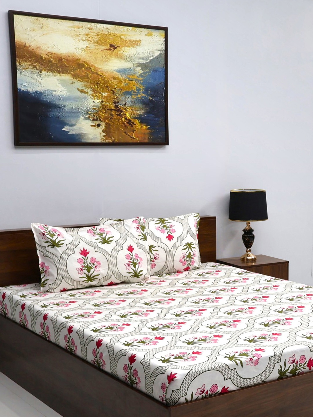 

BOMBAY DYEING White & Green Floral 144 TC Queen Bedsheet with 2 Pillow Covers