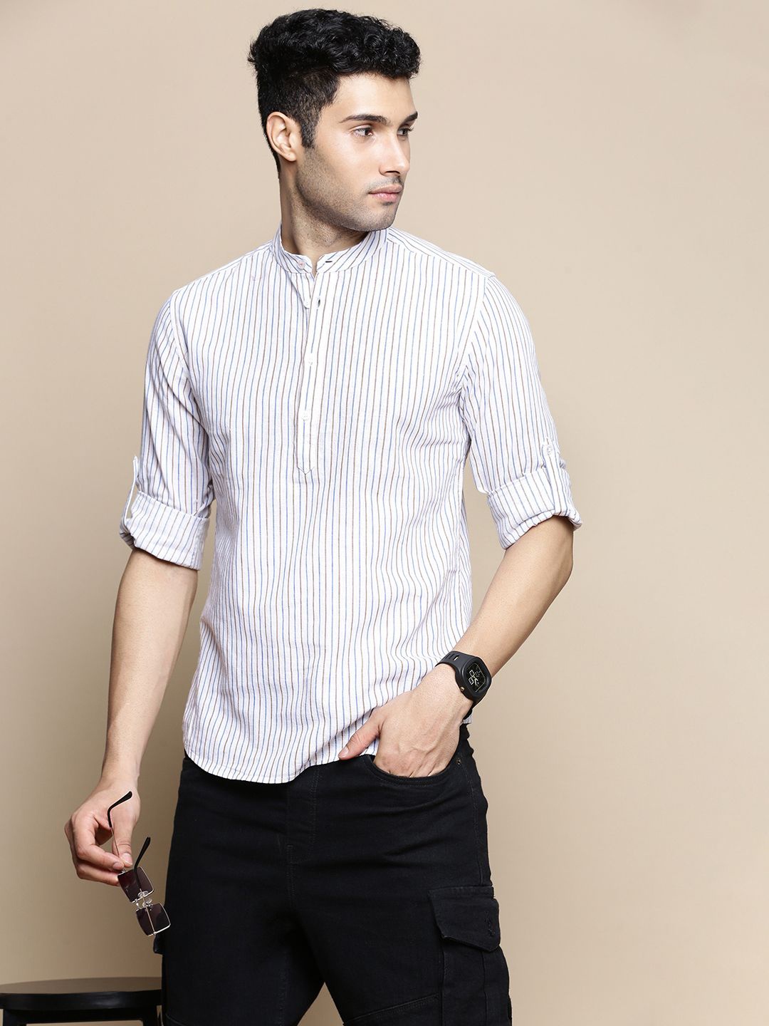 

INVICTUS Men Sport Slim Fit Opaque Striped Casual Shirt, White