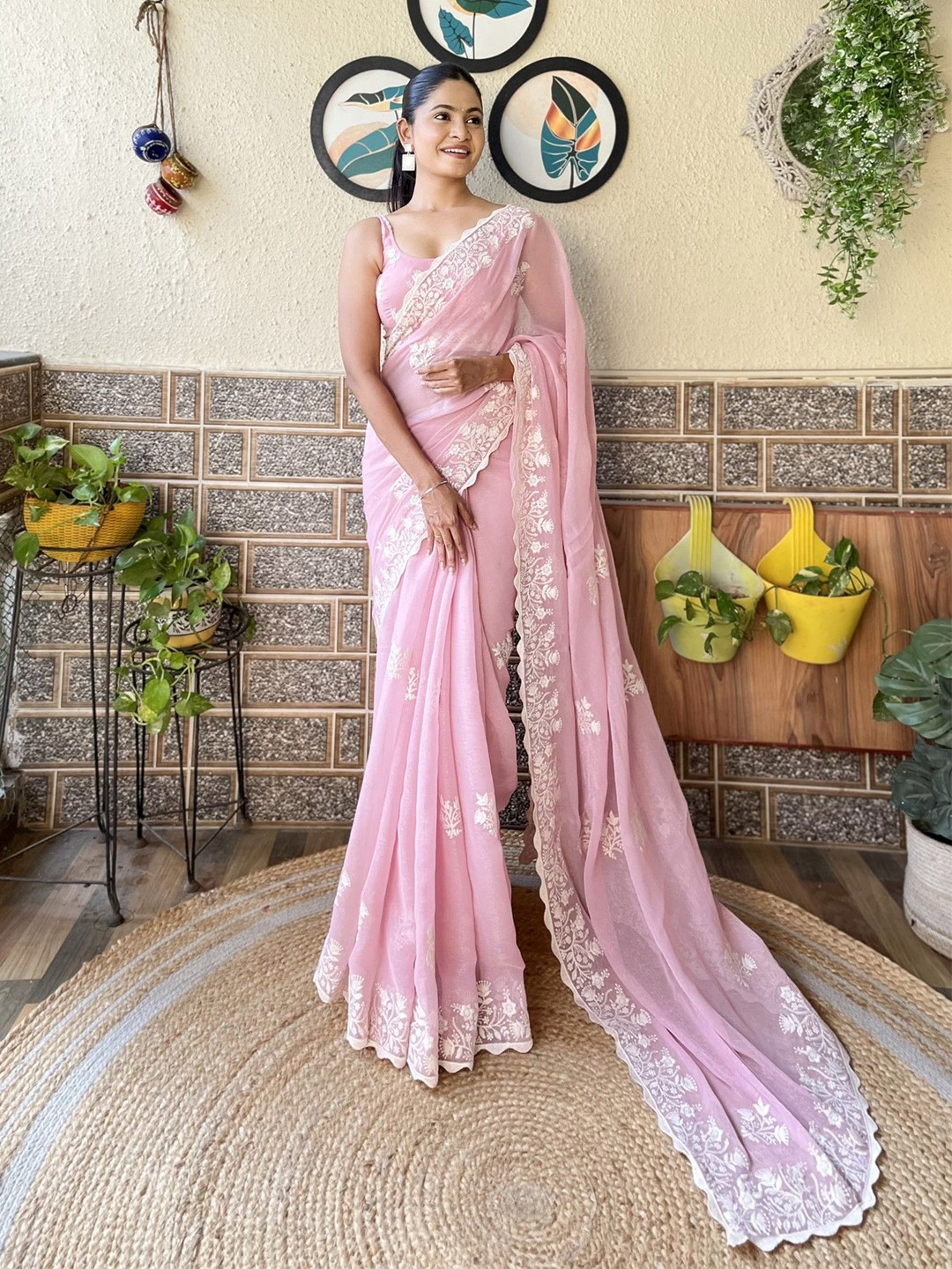 

Mitera Embellished Embroidered Saree, Pink