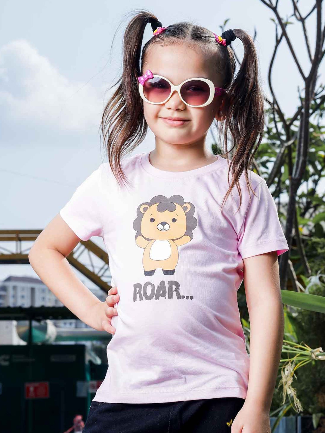 

ONE SKY Girls Graphic Printed Round Neck T-shirt, Pink