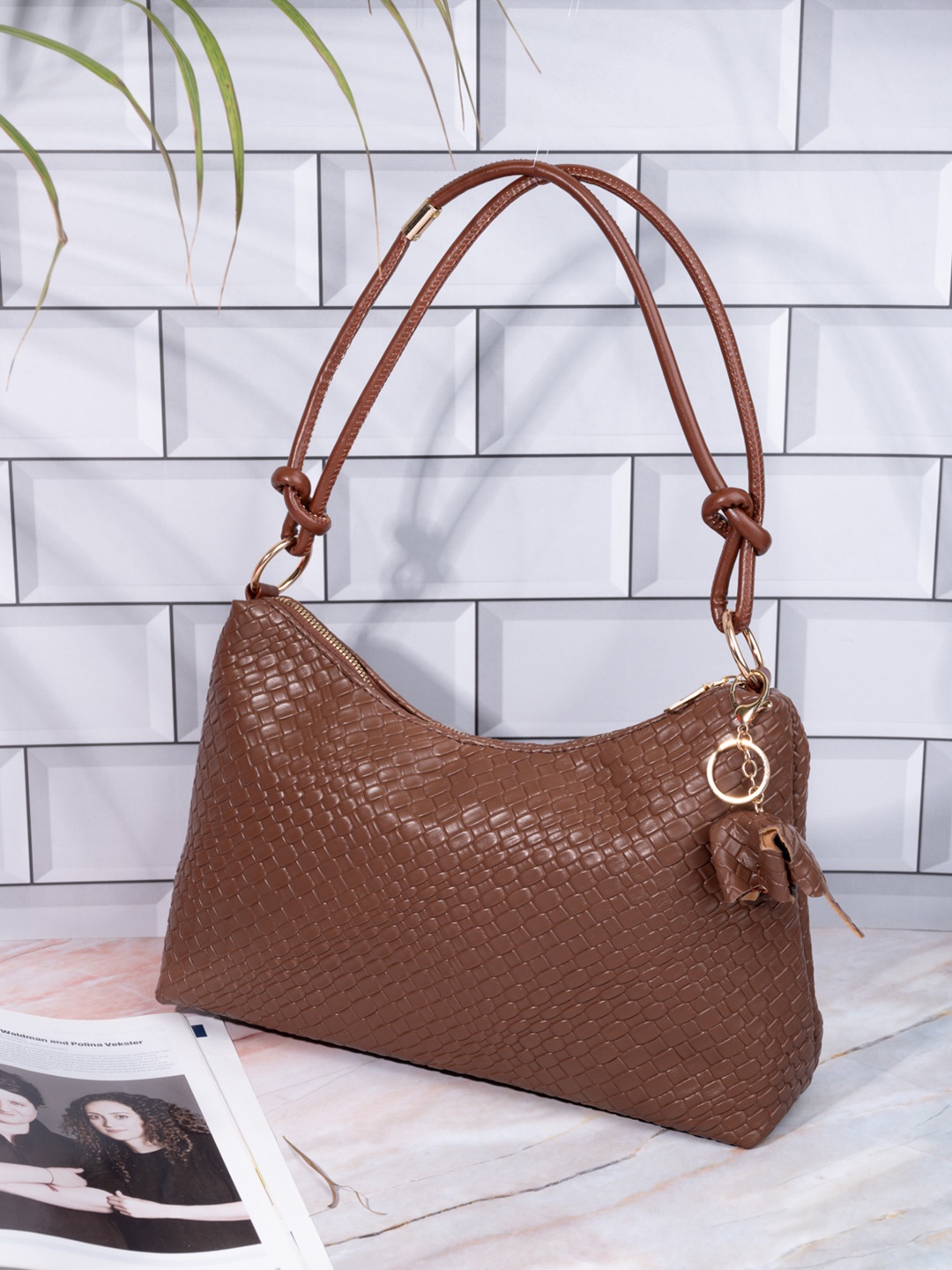 

Styli PU Structured Handheld Bag with Quilted, Brown