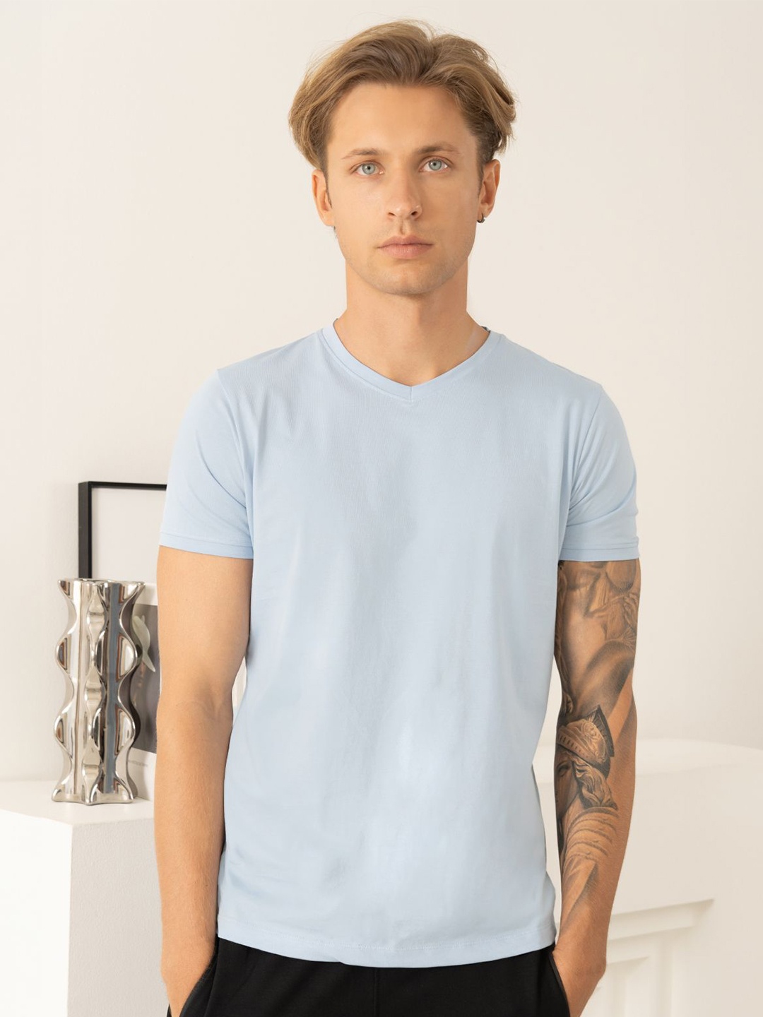 

KOFFY Pure Pima Cotton Perennial V-Neck T-Shirt, Blue