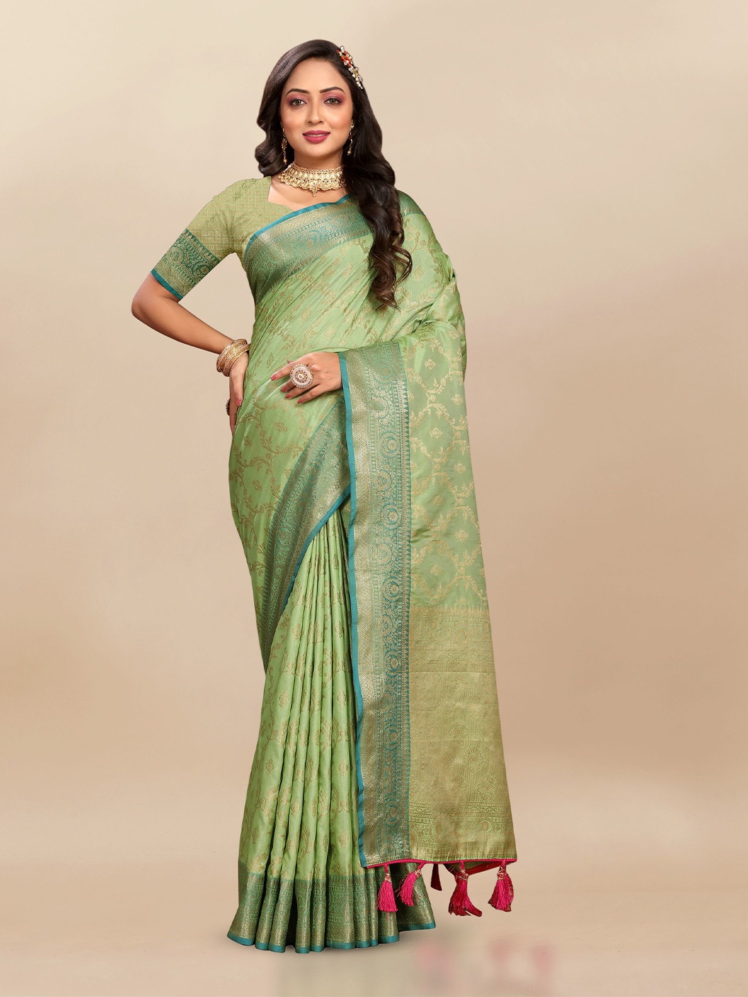 

Ekta Textiles Zari Pure Silk Ready to Wear Banarasi Saree, Green