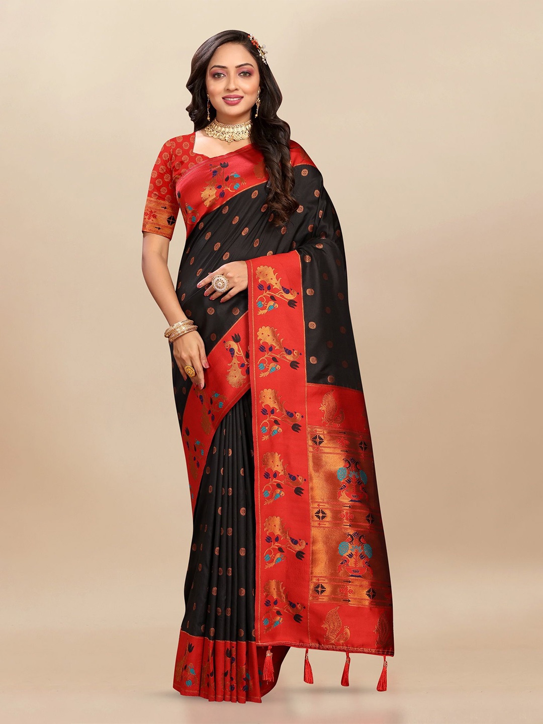

Ekta Textiles Woven Design Zari Pure Silk Paithani Saree, Black