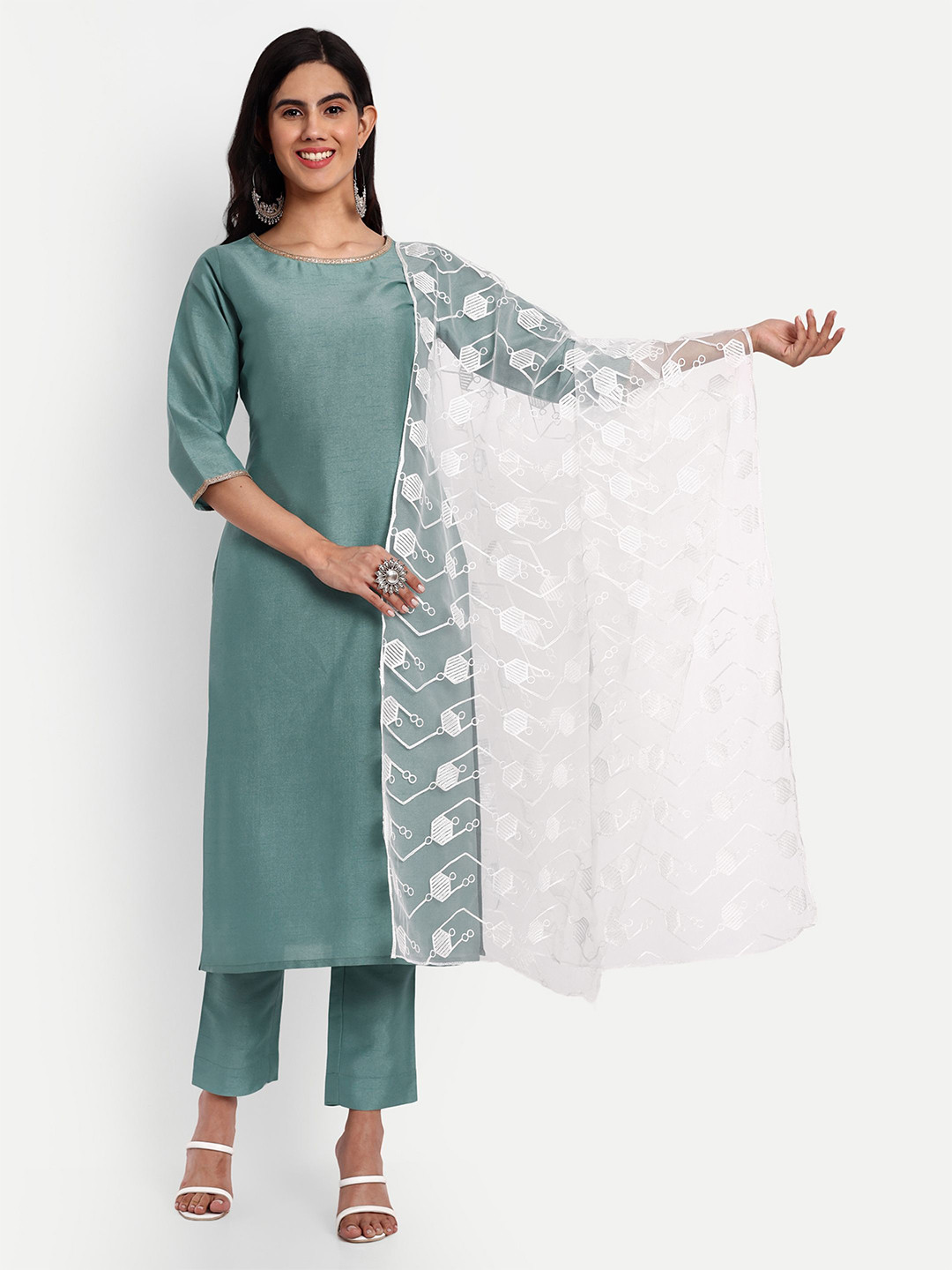

KALINI Ethnic Motifs Embroidered Dupatta with Thread Work, White