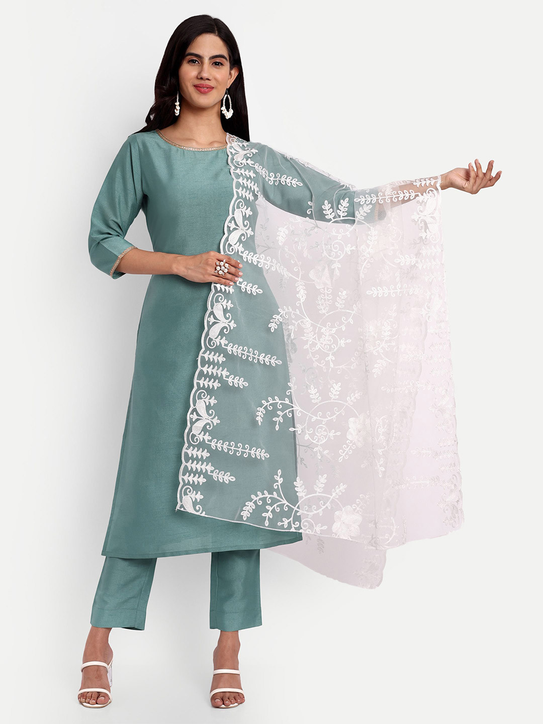 

KALINI Ethnic Motifs Embroidered Dupatta with Thread Work, White
