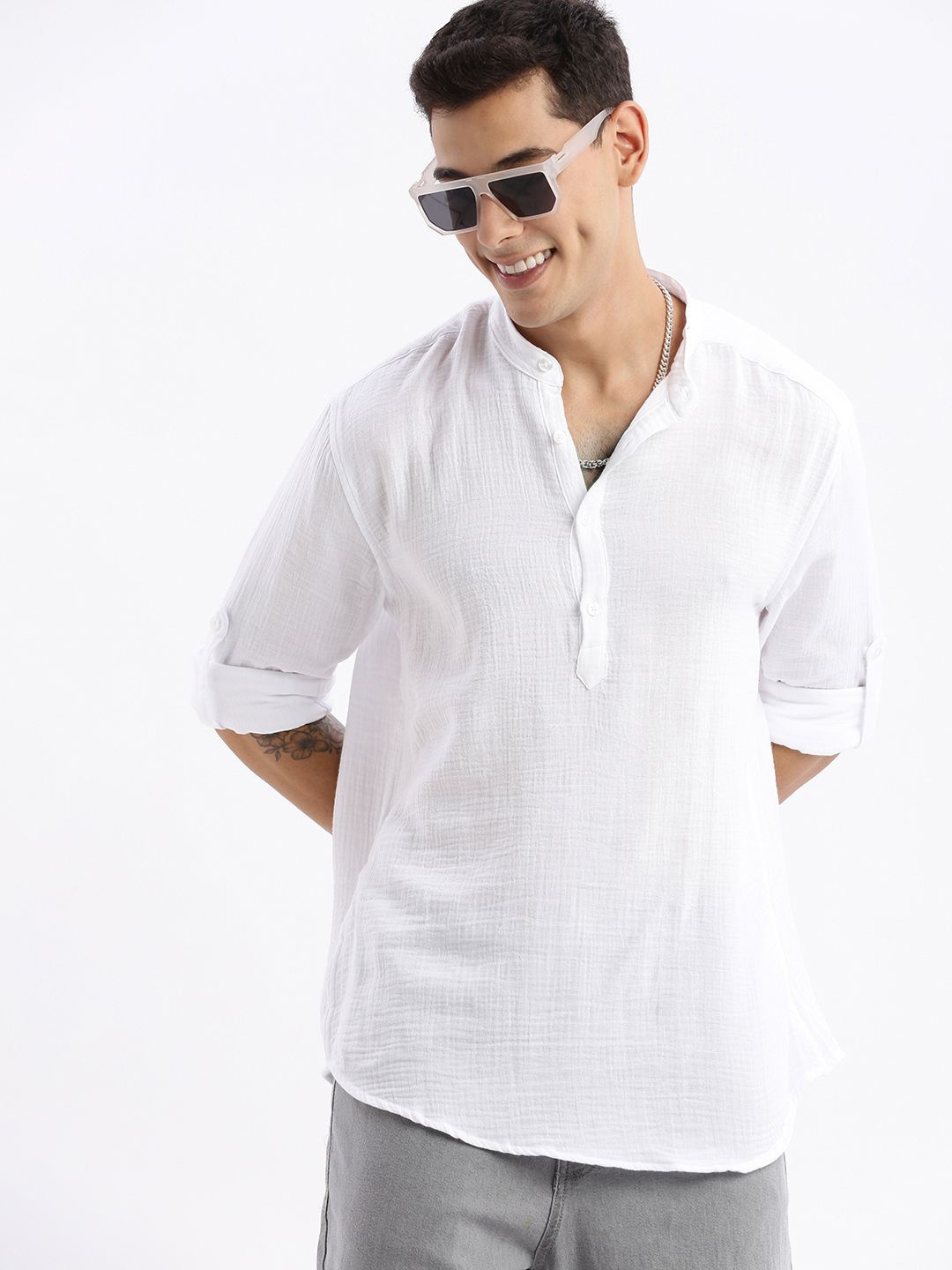 

SHOWOFF Standard Slim Fit Opaque Cotton Casual Shirt, White