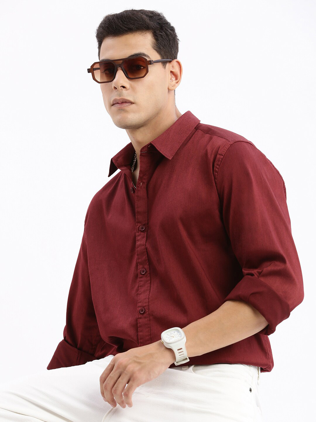 

SHOWOFF Standard Slim Fit Cotton Casual Shirt, Maroon