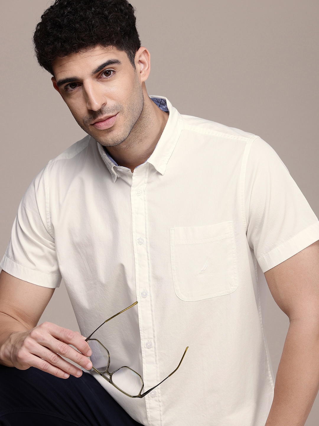 

Nautica Classic Fit Button-Down Collar Pure Cotton Casual Shirt, White