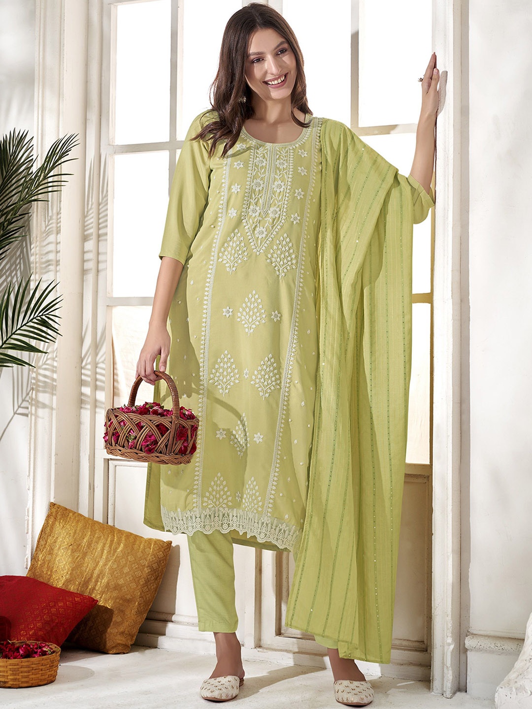 

Anouk Green Ethnic Motifs Embroidered Thread Work Straight Kurta With Trousers & Dupatta