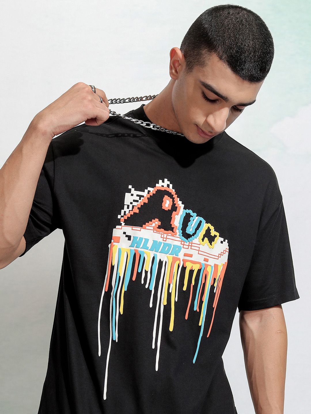 

HIGHLANDER Men Graphic Printed Round Neck T-shirt, Black