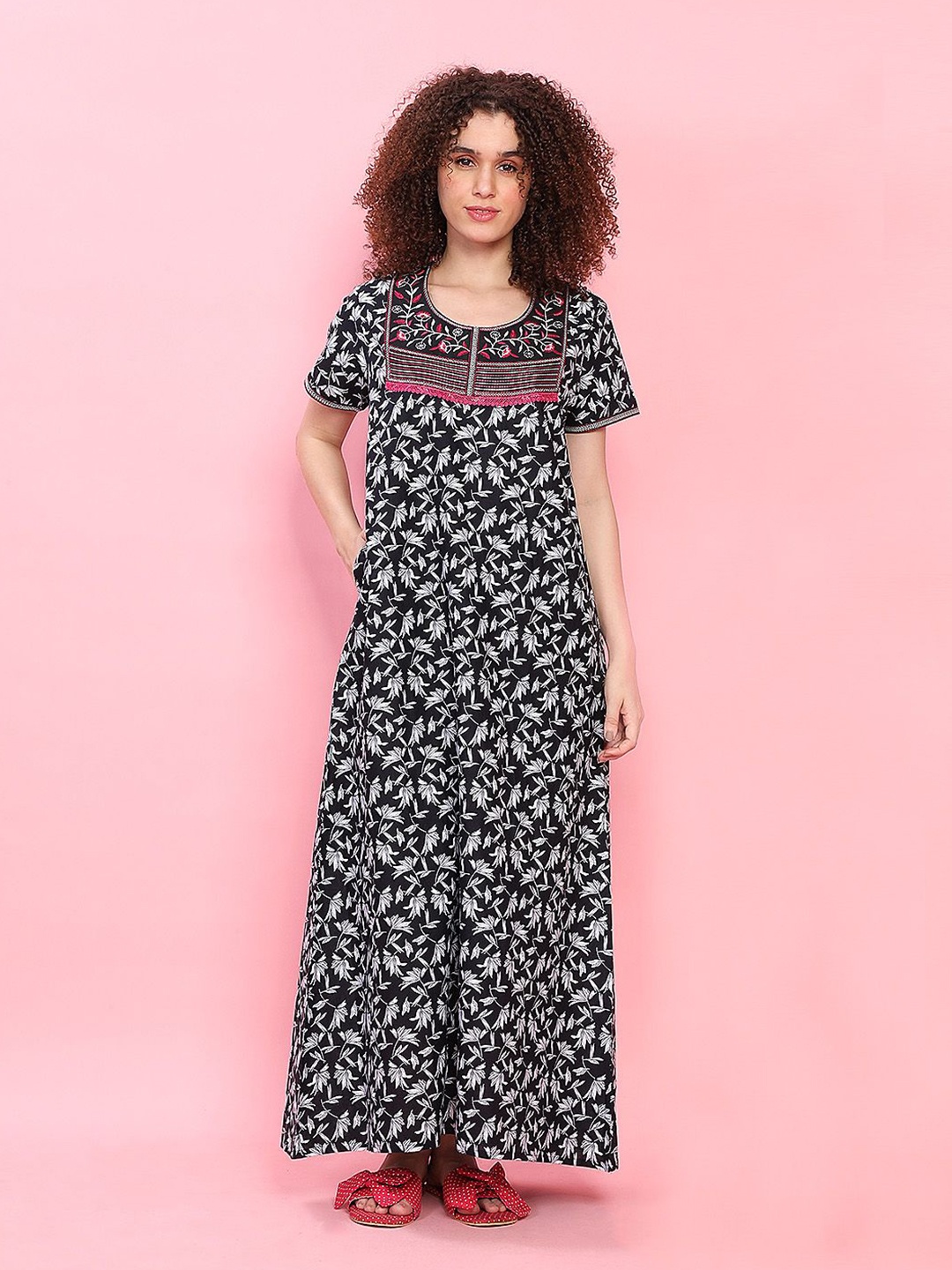 

evolove Floral Printed Pure Cotton Maxi Nightdress, Black