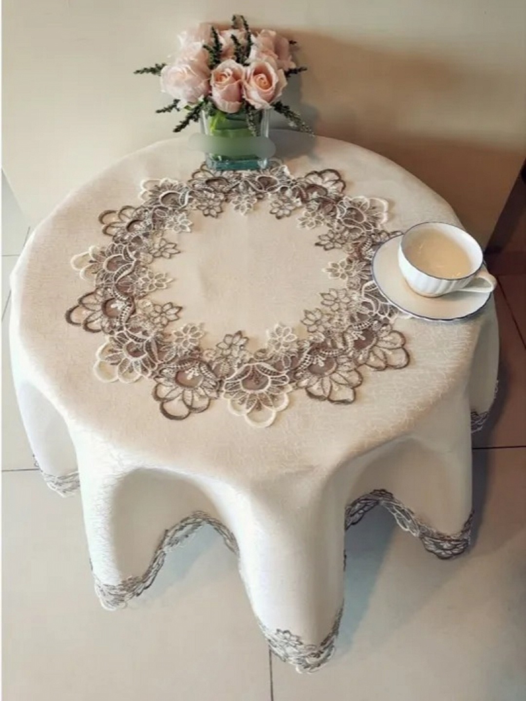 

TANLOOMS Grey Ethnic Motifs Round 6-Seater Table Cover
