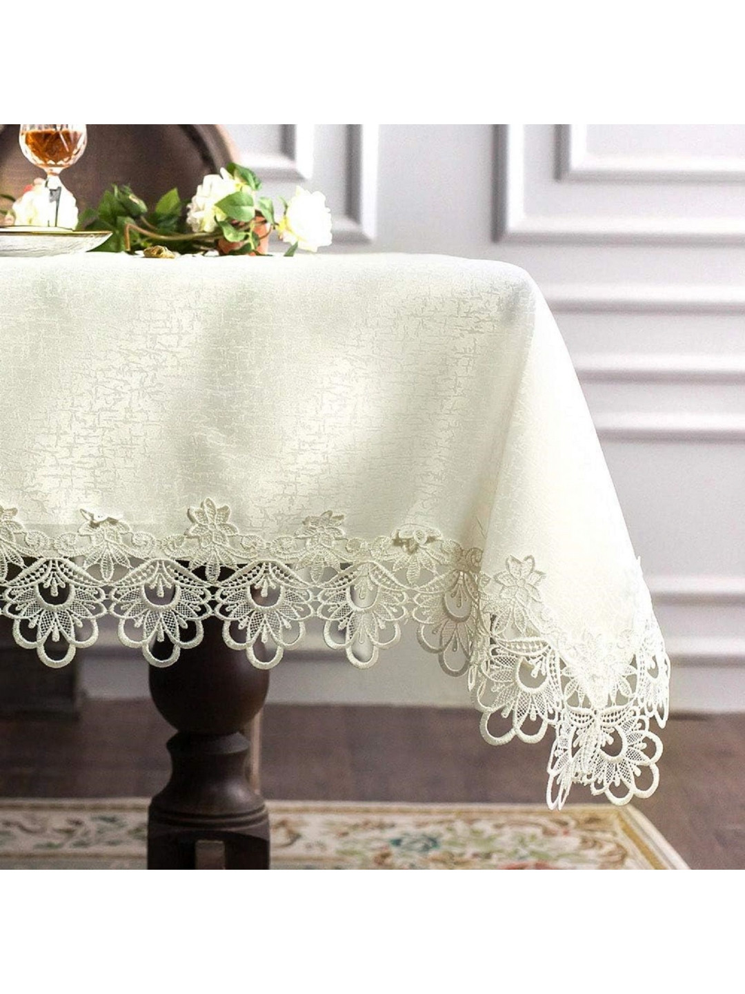 

TANLOOMS Cream-Coloured Floral 4-Seater Table Cover