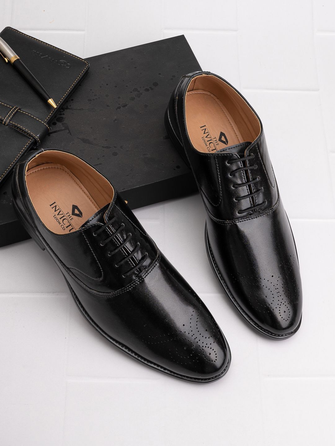 

INVICTUS Men Round Toe Lace-Up Derbys Shoes, Black