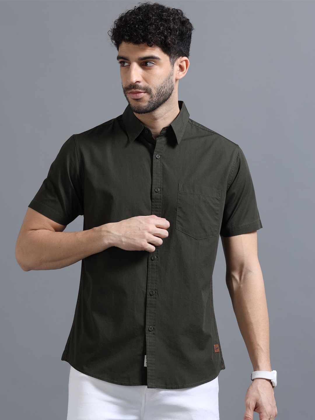 

The Roadster Lifestyle Co Pure Cotton Half Sleeve Shirts, Olive