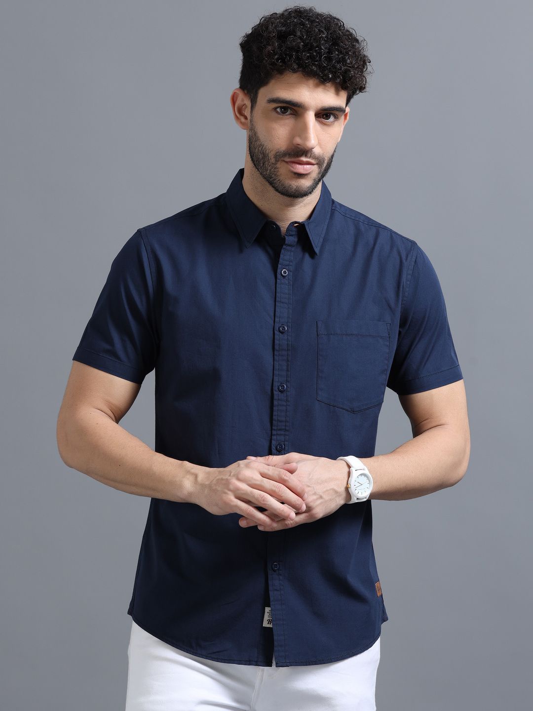 

The Roadster Lifestyle Co Pure Cotton Half Sleeve Shirts, Navy blue