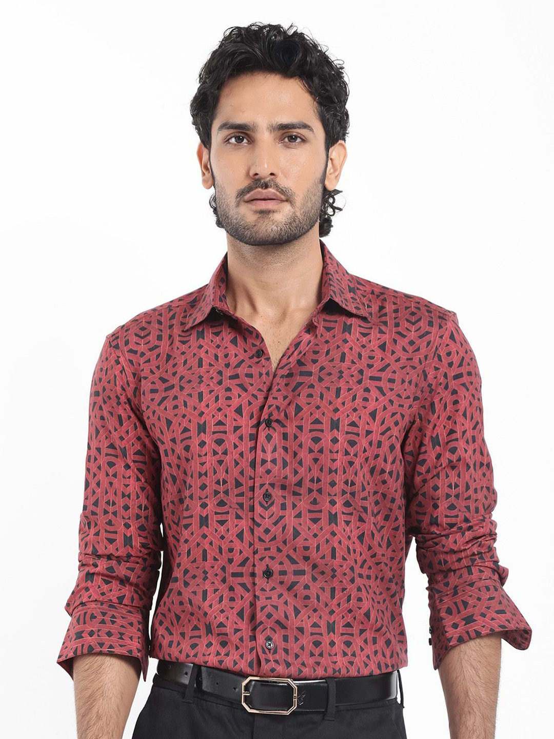

RARE RABBIT Men Betel Regular Fit Geometric Printed Shirt, Red