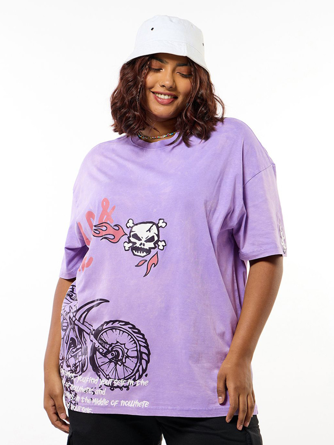 

Bewakoof Plus Women Graphic Printed Round Neck T-shirt, Purple
