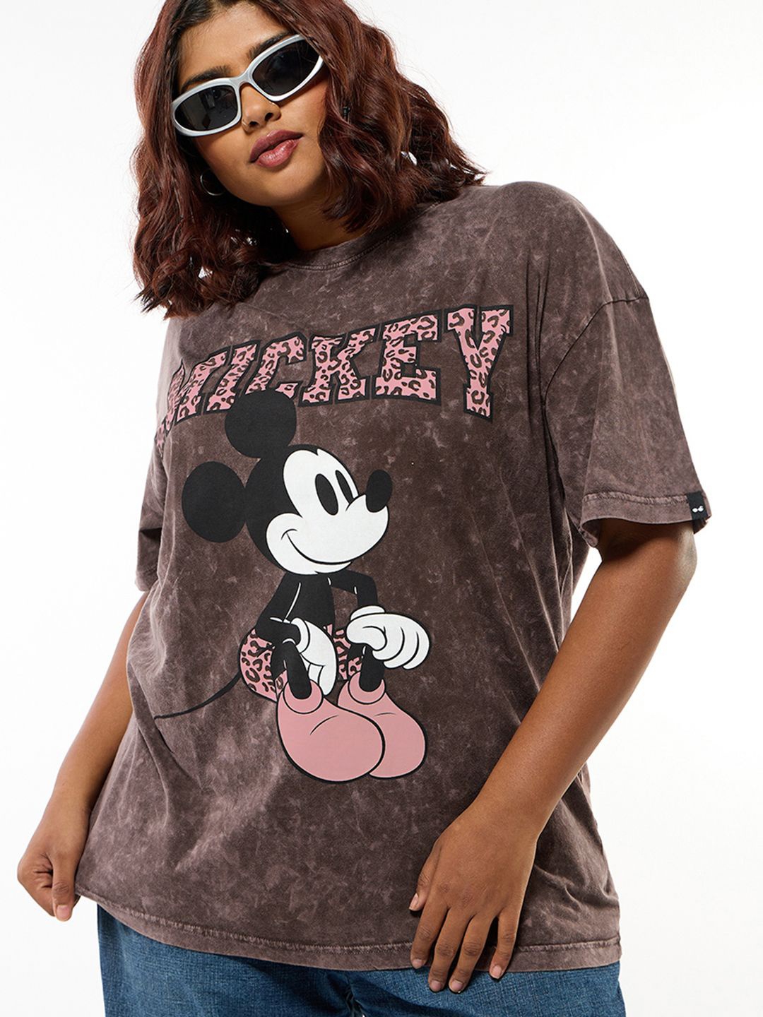 

Bewakoof Plus Women Graphic Printed Round Neck T-shirt, Brown