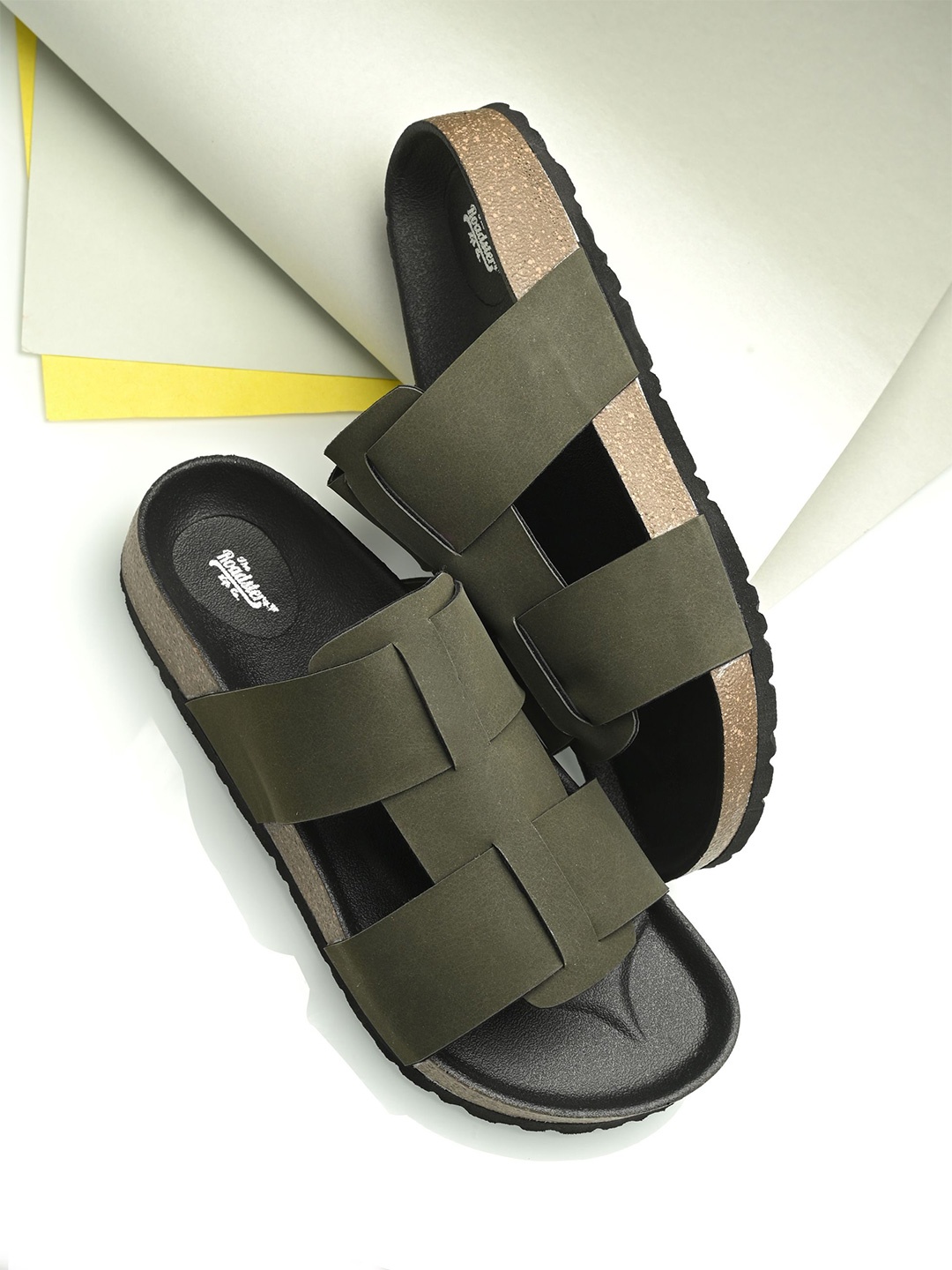 

The Roadster Lifestyle Co. Men Olive Green Casual Sandals