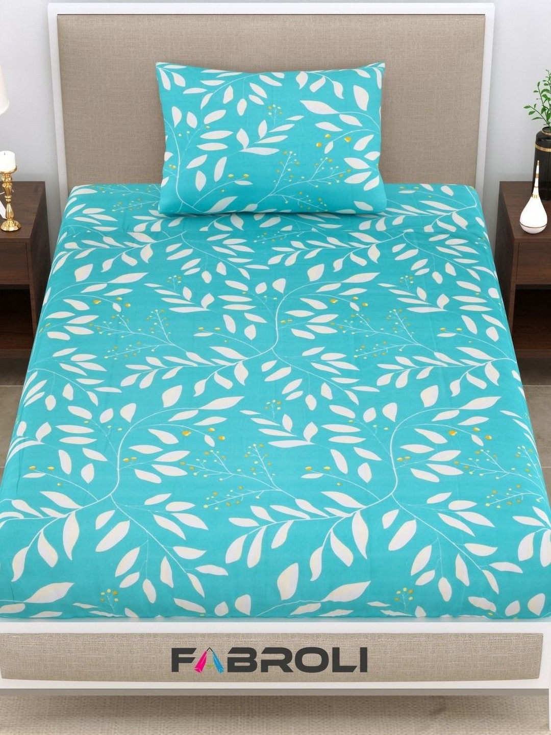 

FABROLI Blue White Floral Printed 250 TC Single Bedsheet with 1 Pillow Cover