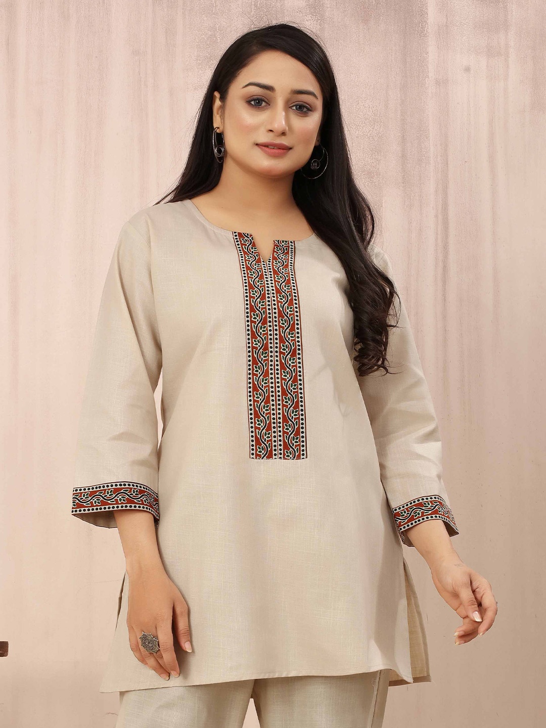 

Odd By Poshaak Ethnic Printed Notched Round Neck Tunic, Off white
