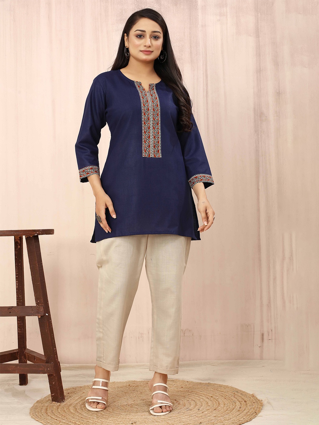 

Odd By Poshaak Floral Printed Notched Round Neck Tunic, Navy blue