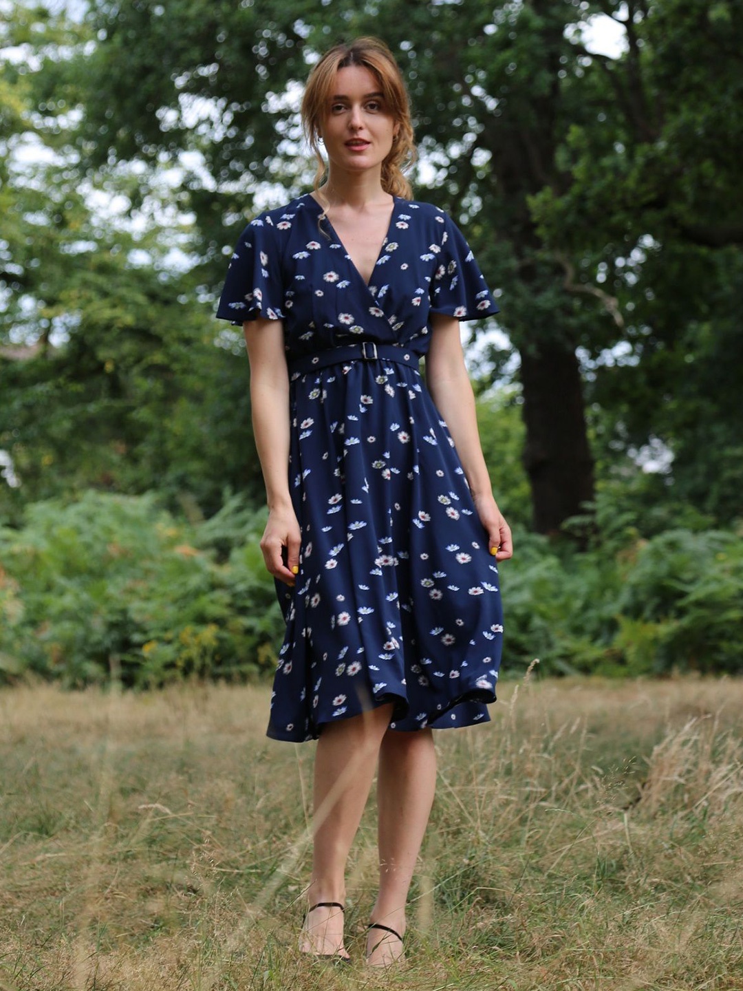 

Diyas London Women Floral Print Flutter Sleeve A-Line Dress, Blue