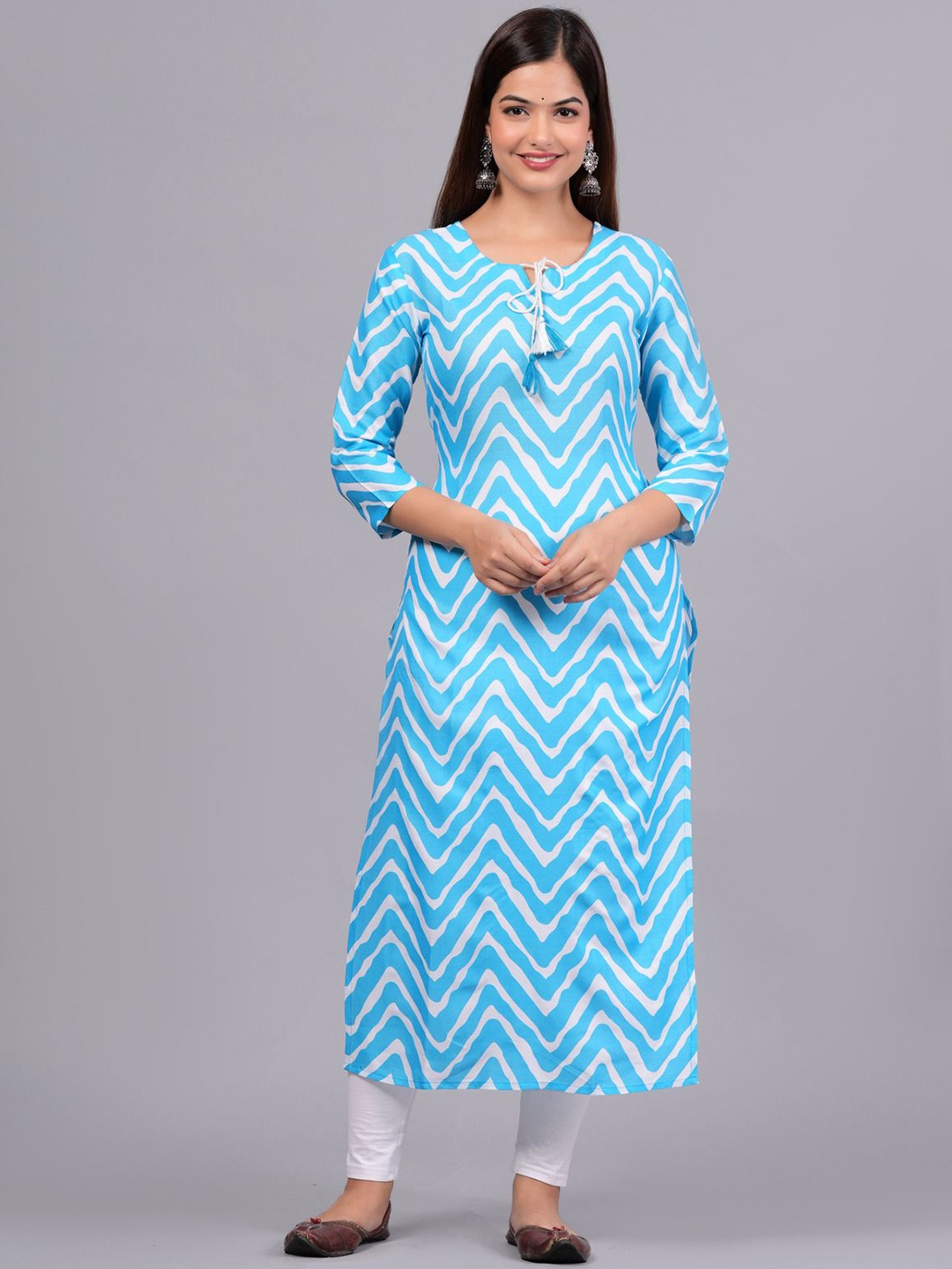 

Bachuu Chevron Printed Tie Up Neck Straight Kurta, Turquoise blue