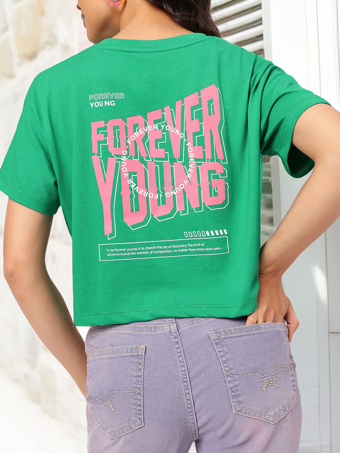 

DressBerry Cityscape Chic Graphic Grunge T-shirt, Green