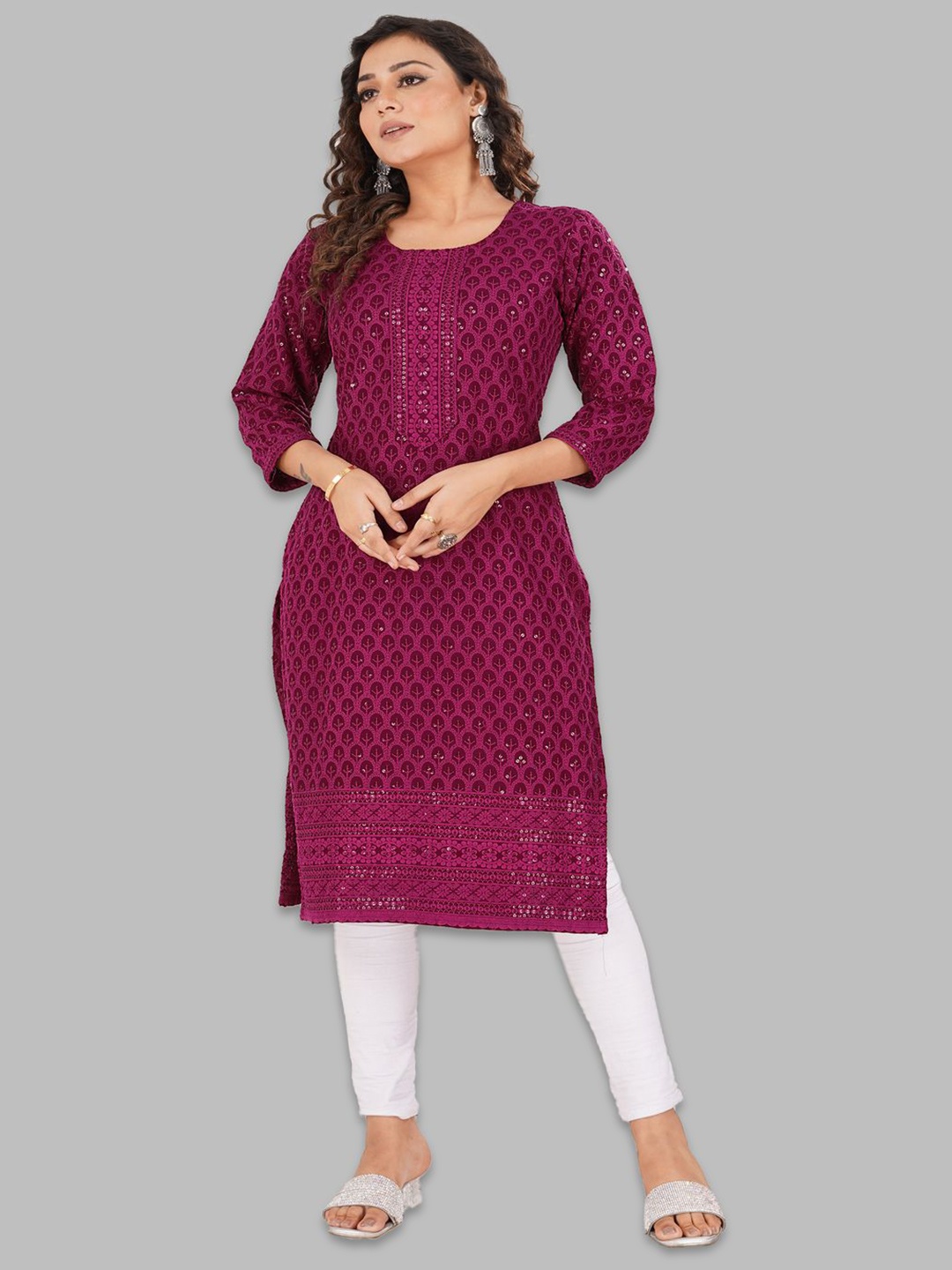 

Senorita Floral Woven Design Round Neck Straight Kurta, Purple