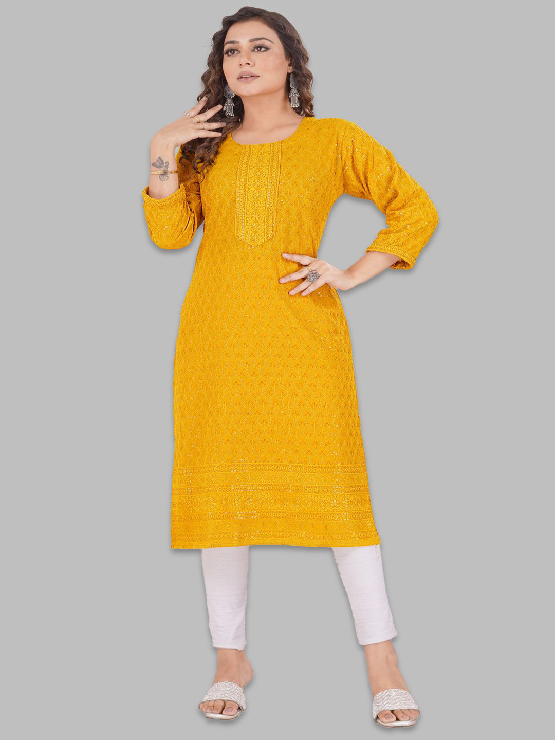 

Senorita Floral Embroidered Sequinned Straight Kurta, Mustard