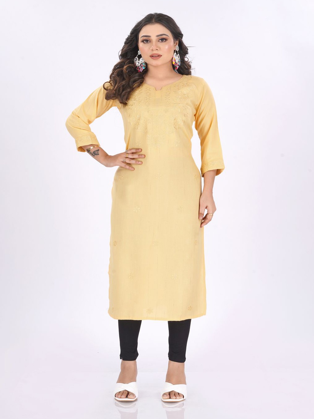 

Senorita Floral Embroidered Thread Work Kurta, Yellow