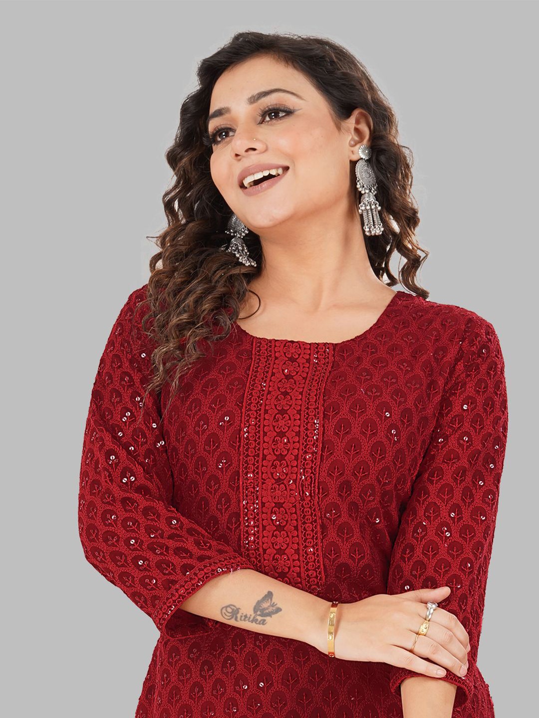 

Senorita Embroidered Straight Kurta, Red