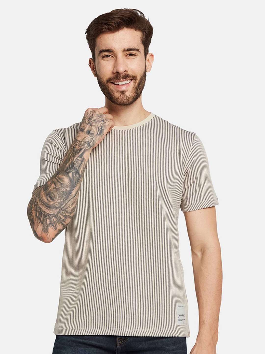 

Octave Men Drop-Shoulder Sleeves T-shirt, Cream