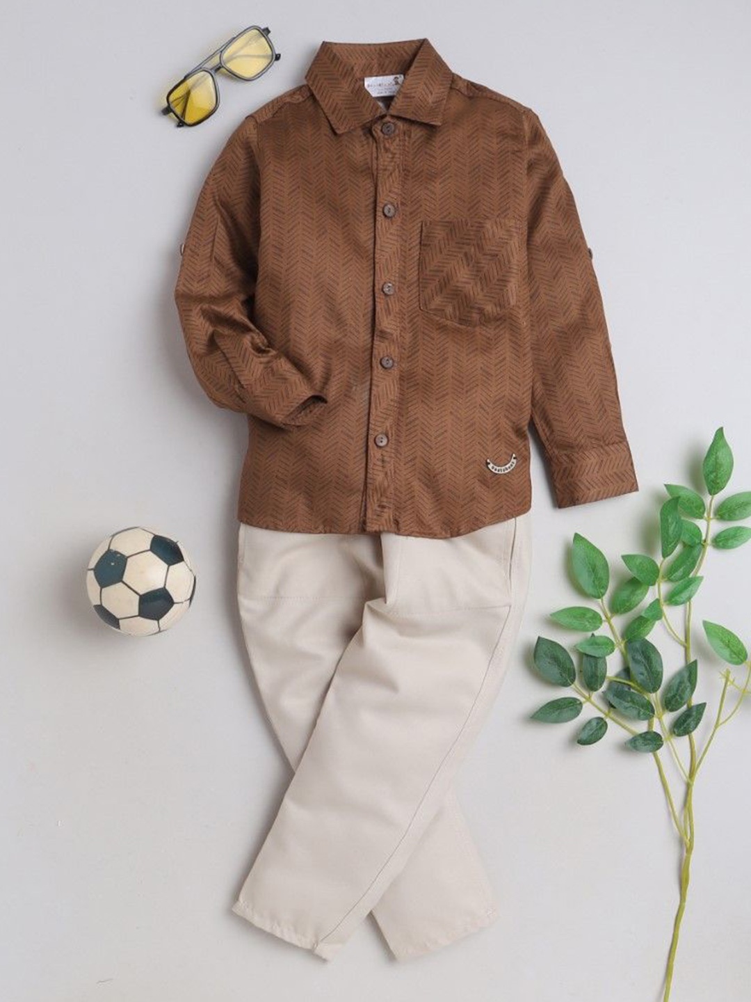 

BAATCHEET Boys Printed Pure Cotton Shirt with Trousers, Brown