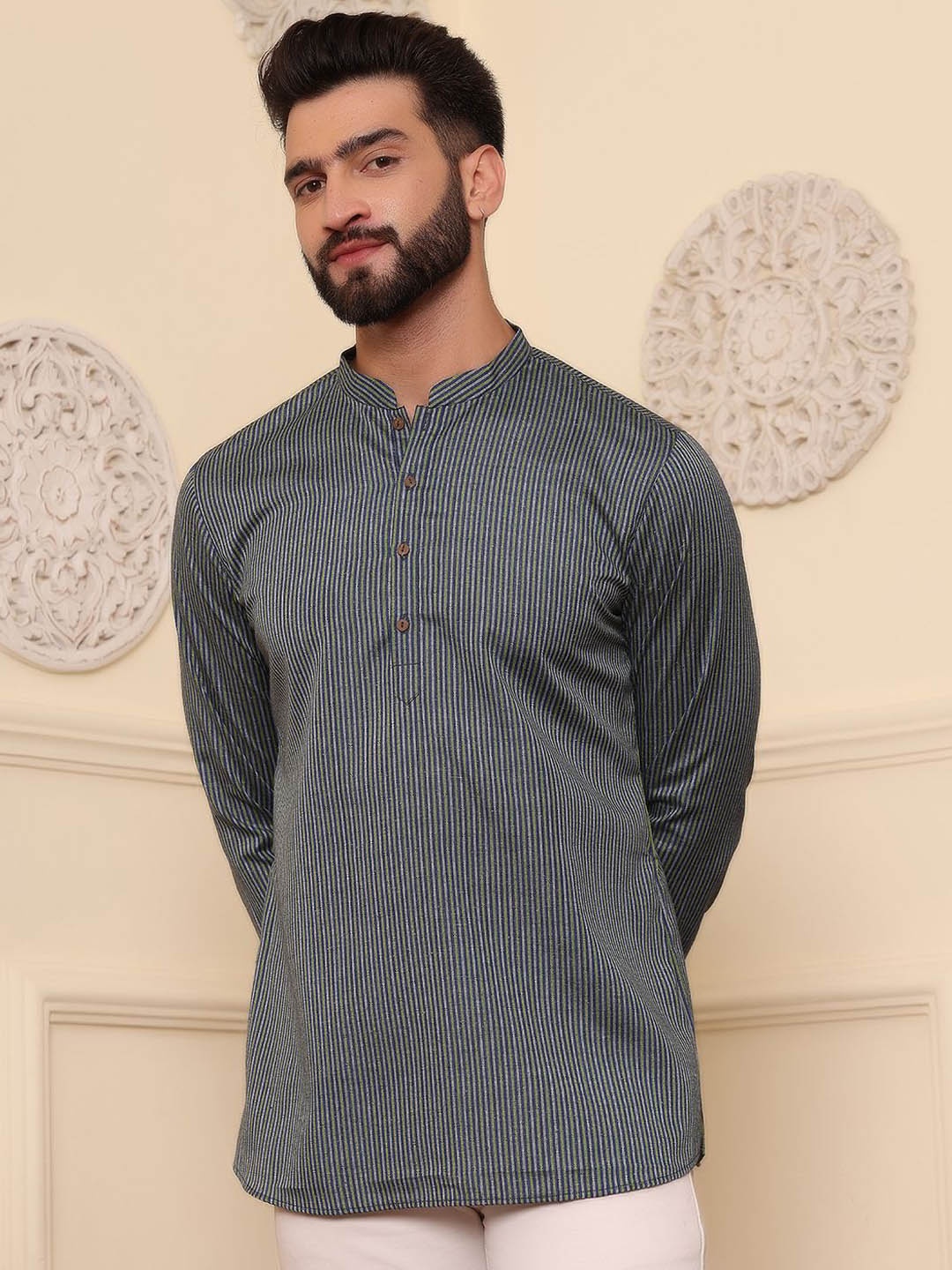 

Anouk Navy Blue Striped Mandarin Collar Straight Kurta