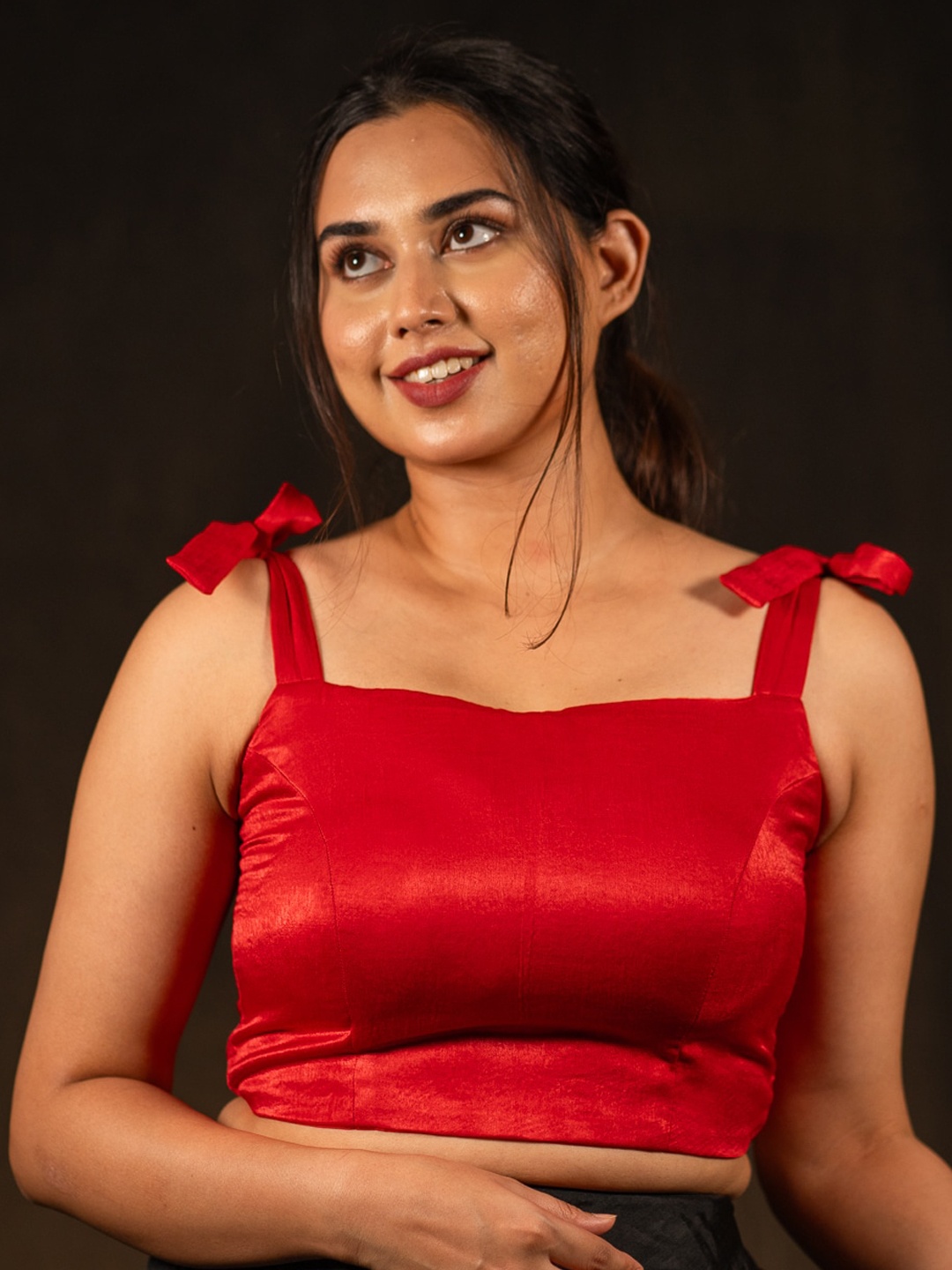 

I LOVE SAREES Padded Square Neck Tie Ups Detail Velvet Crop Saree Blouse, Red