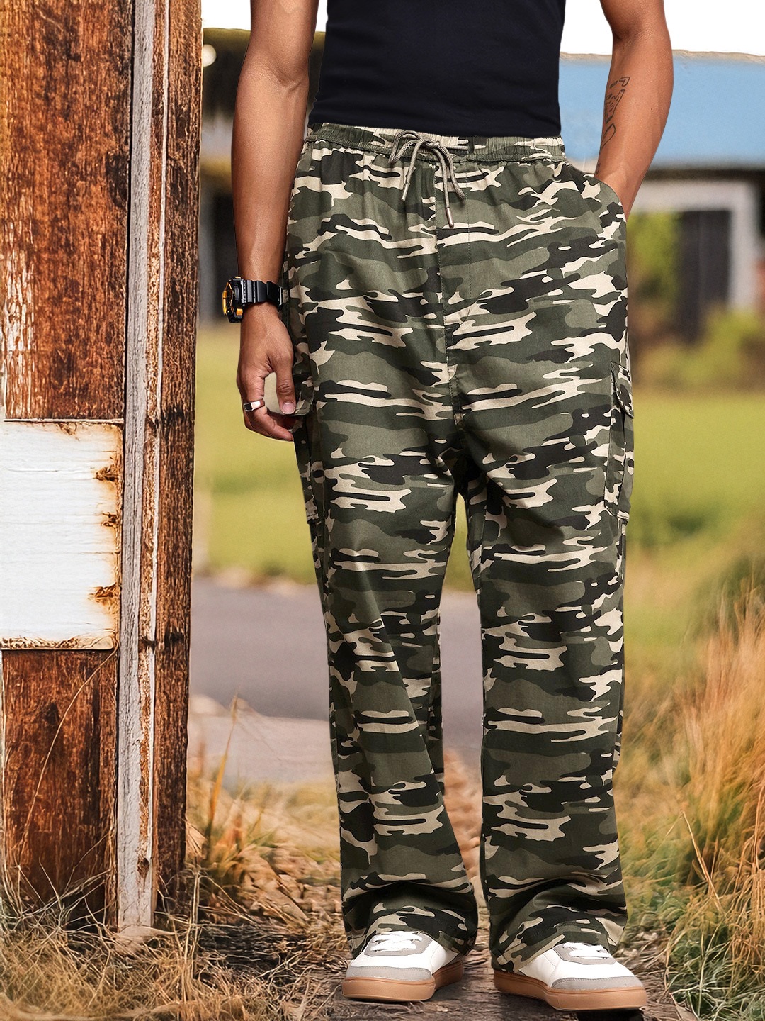 

The Roadster Life Co. Men Camouflage Printed Wide Leg Baggy Fit Trousers, Olive